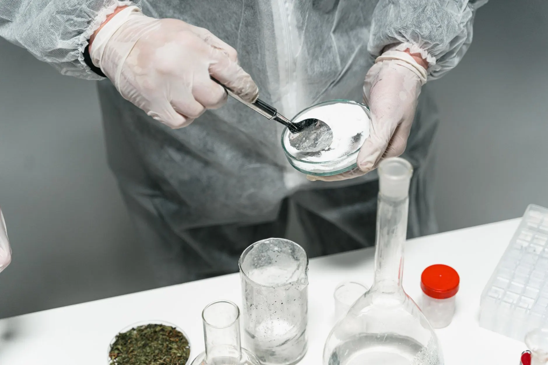 企业证照管理软件与档案管理软件功能对比分析