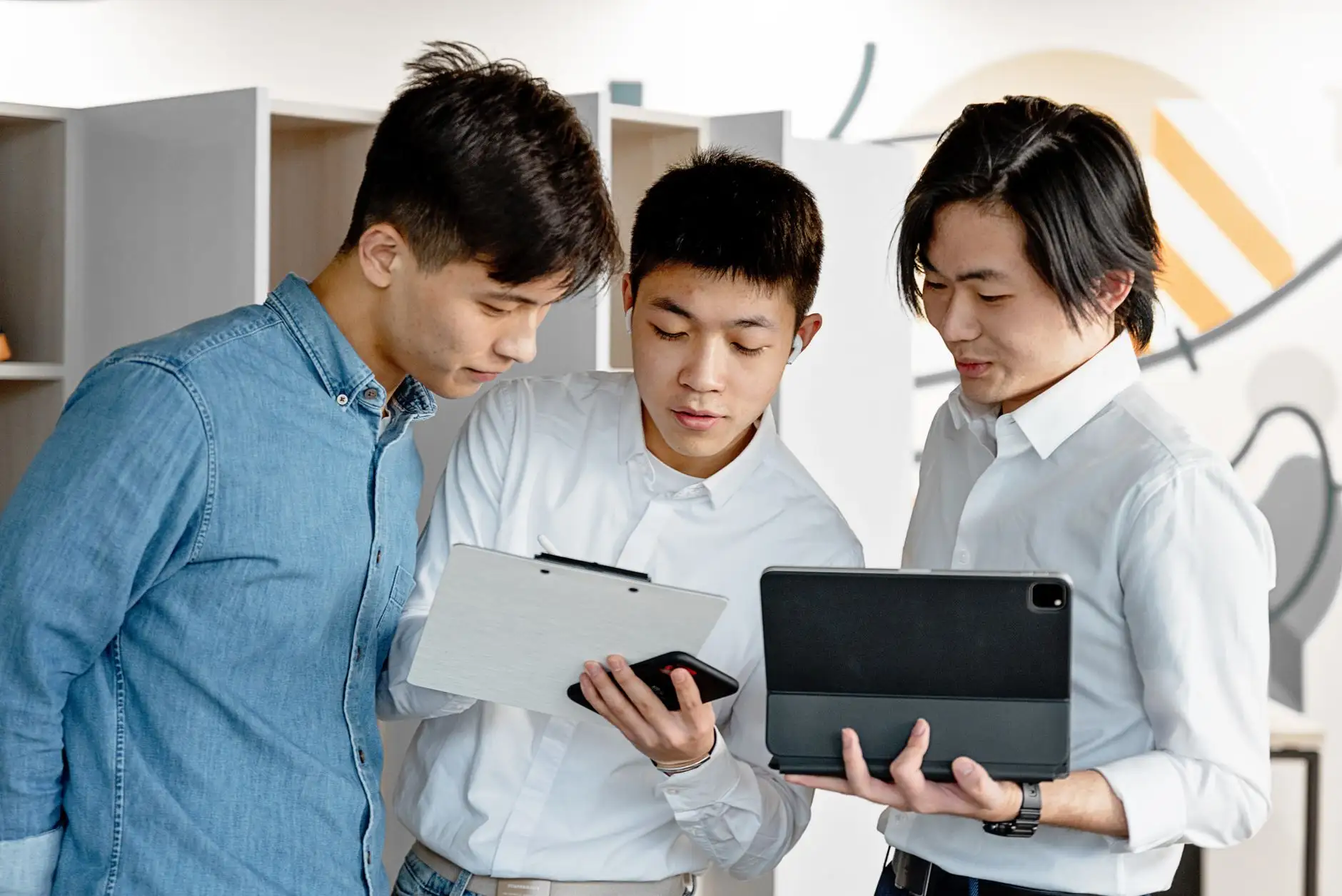 企业合规管理软件选型指南：合同管理与印章管理软件的核心功能解析